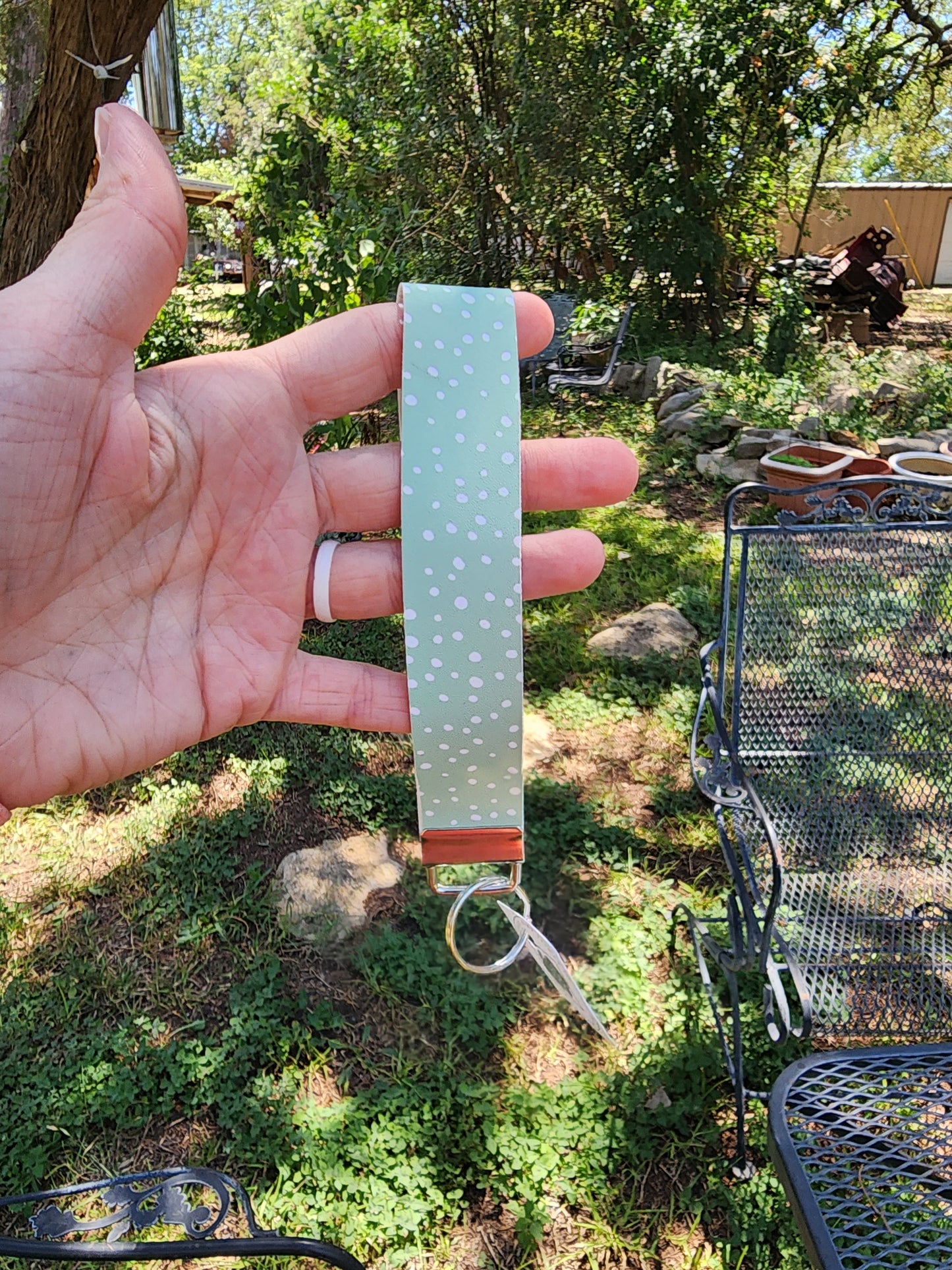 Green white doe spot wristlet